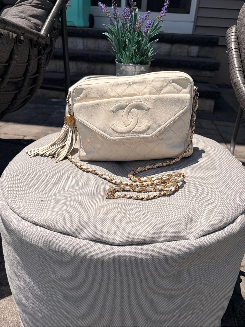 Vintage Chanel Tassel Camera Bag | Ivory/Cream Lambskin | Authentic